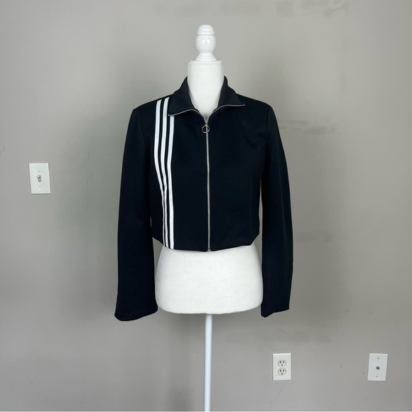 NWT ADIDAS TLRD ZIP UP LONG SLEEVE TRACK JACKET SIZE SMALL IN BLACK AND WHITE - Picture 15 of 16